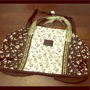NWT Victoria Secret PINK duffel bag